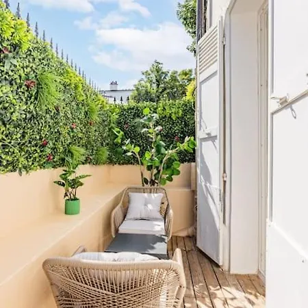 Townhouse Sacrée Cœur Place Du Tertre Montmartre Appartamento Parigi