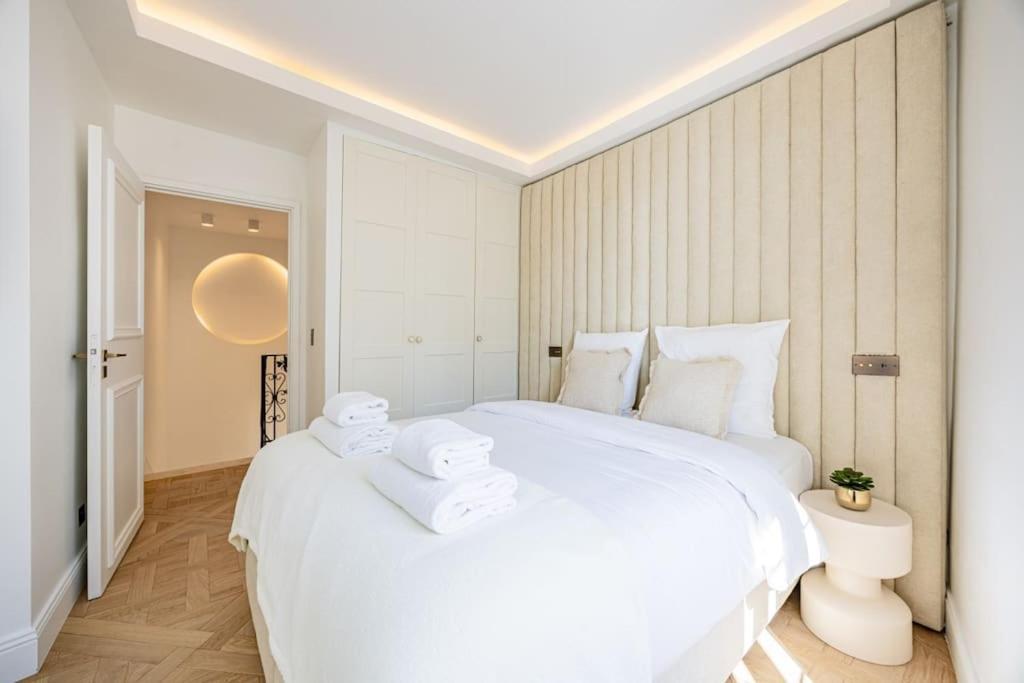 Townhouse Sacree Coeur Place Du Tertre Montmartre *